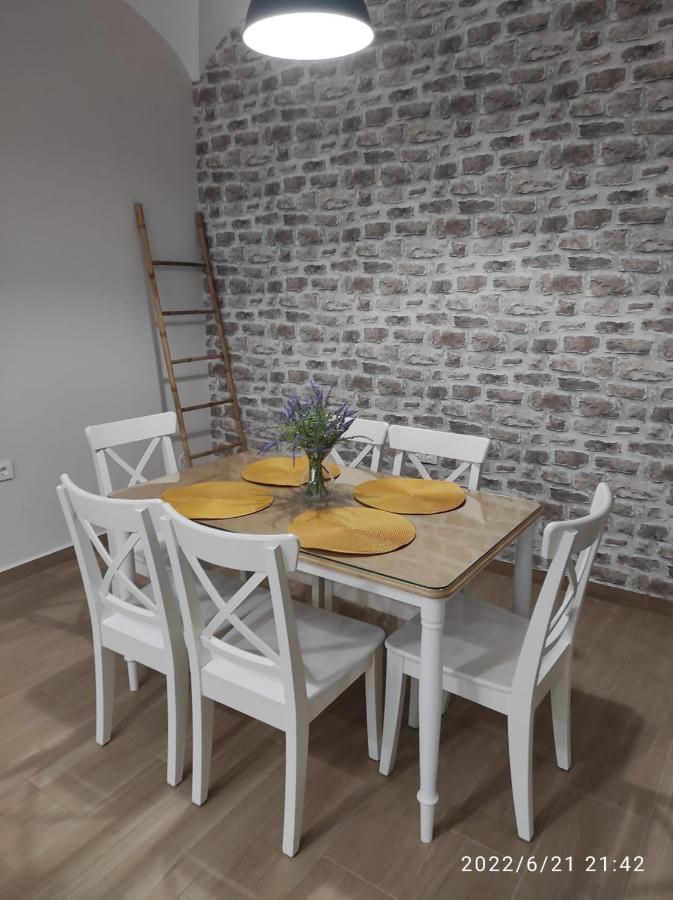 メリダBonita Y Amplia Casa Con Patio, En Centro Ciudadアパートメント エクステリア 写真