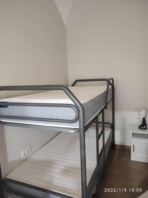 メリダBonita Y Amplia Casa Con Patio, En Centro Ciudadアパートメント エクステリア 写真