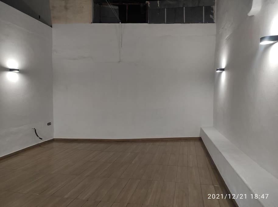 メリダBonita Y Amplia Casa Con Patio, En Centro Ciudadアパートメント エクステリア 写真